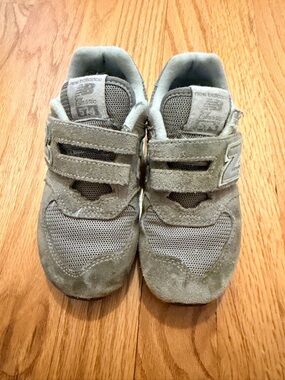 New Balance Kids Gray Velcro Mesh & Suede Sneakers
